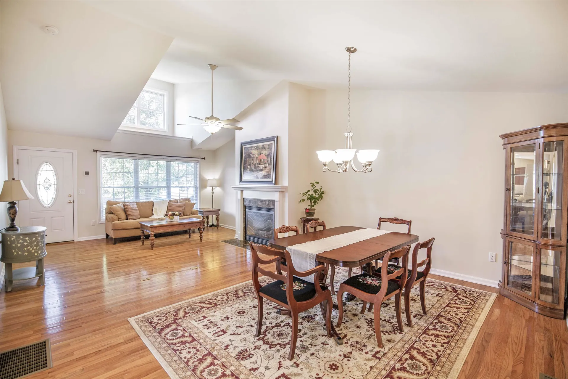 8b Taunton Lane Hudson NH 03051