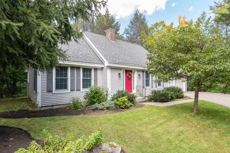 17 Greenleaf Drive Wolfeboro NH 03894