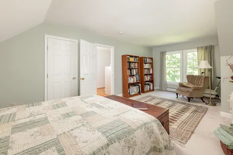 17 Greenleaf Drive Wolfeboro NH 03894
