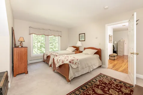 17 Greenleaf Drive Wolfeboro NH 03894