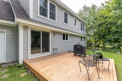 17 Greenleaf Drive Wolfeboro NH 03894