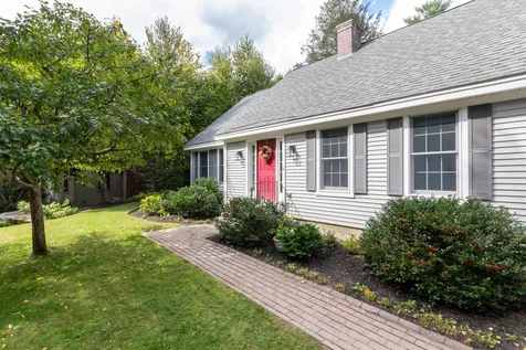 17 Greenleaf Drive Wolfeboro NH 03894