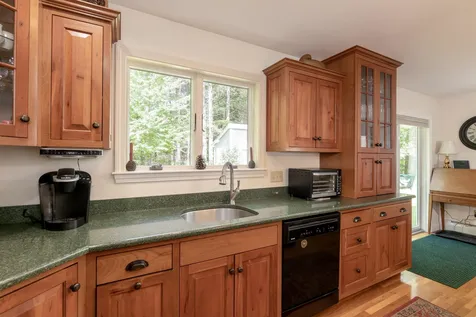 17 Greenleaf Drive Wolfeboro NH 03894