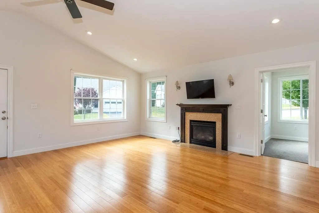36 Cielo Drive Dover NH 03820