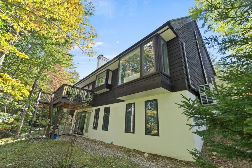 42 Hilltop Road Winhall VT 05340
