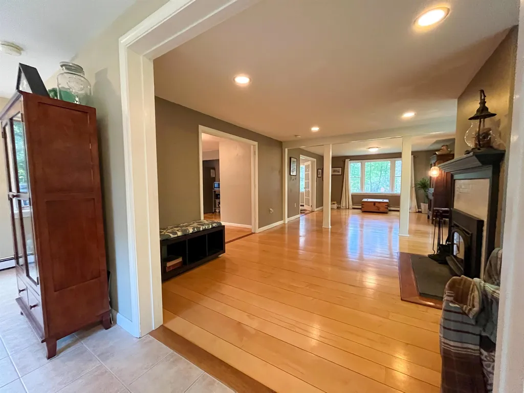 6 Cushing Road Newmarket NH 03857