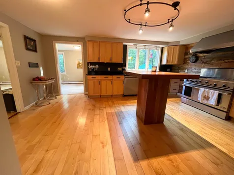 6 Cushing Road Newmarket NH 03857