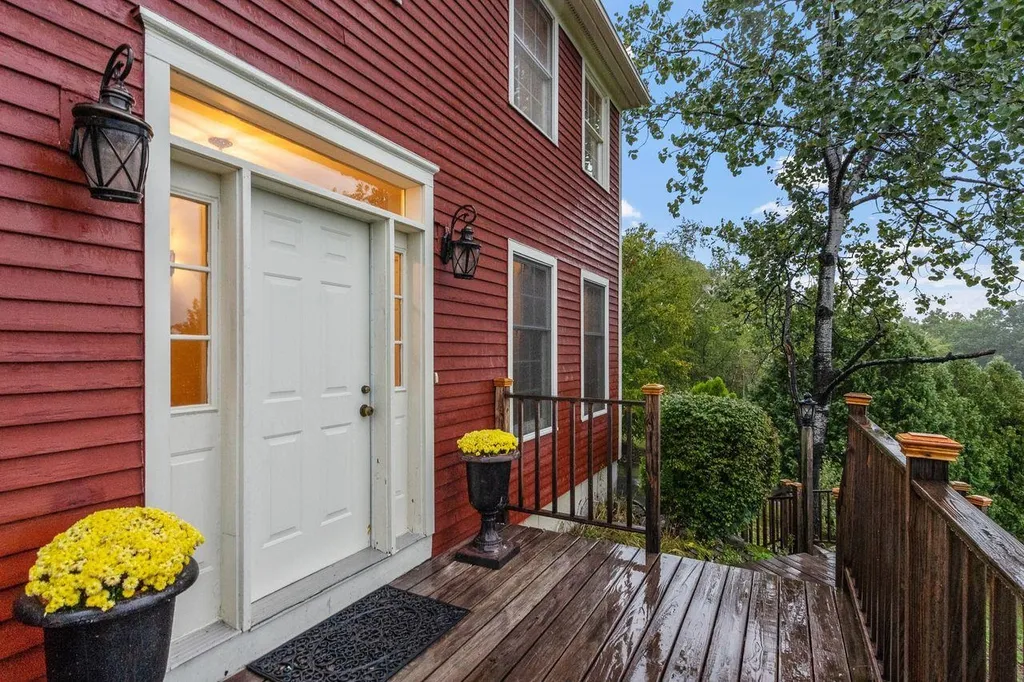 36 Locust Lane Lyndeborough, NH Real Estate Property MLS 4931570