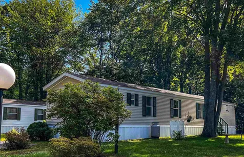 115 Colonial Village Somersworth NH 03878