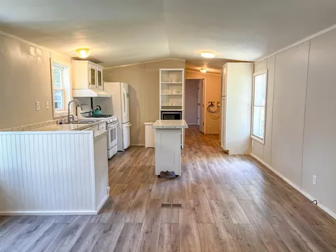 115 Colonial Village Somersworth NH 03878