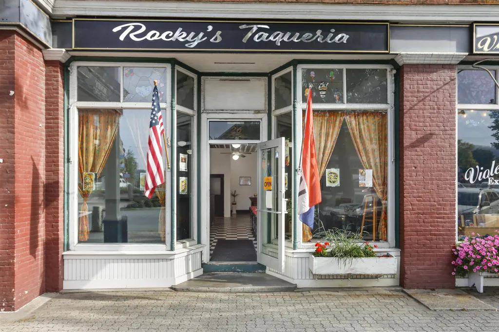 26 Opera House Square Claremont NH 03473