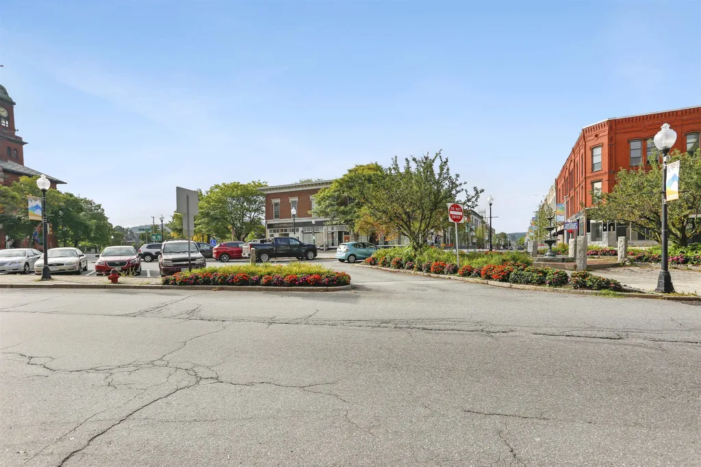 26 Opera House Square Claremont NH 03473