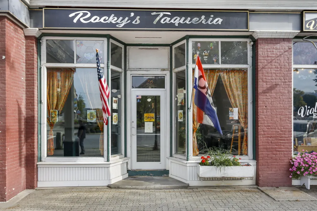 26 Opera House Square Claremont NH 03473