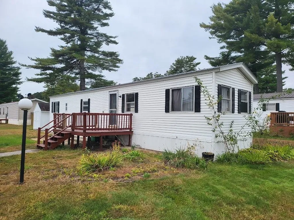 22 Robbins Street Hinsdale NH 03451