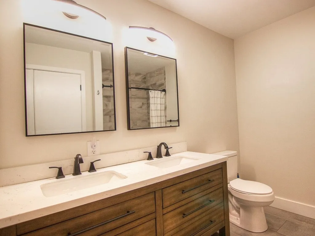 72 Saybrook Road Essex VT 05452