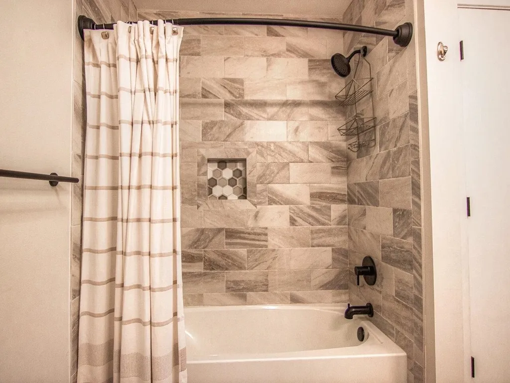 72 Saybrook Road Essex VT 05452