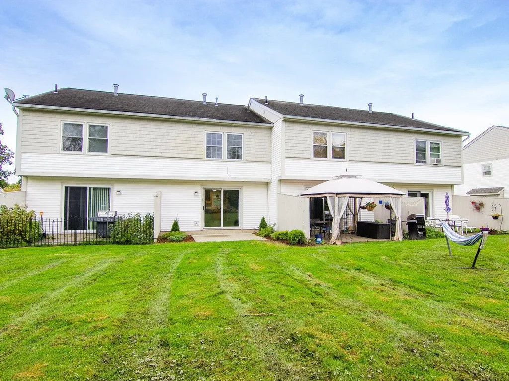 72 Saybrook Road Essex VT 05452