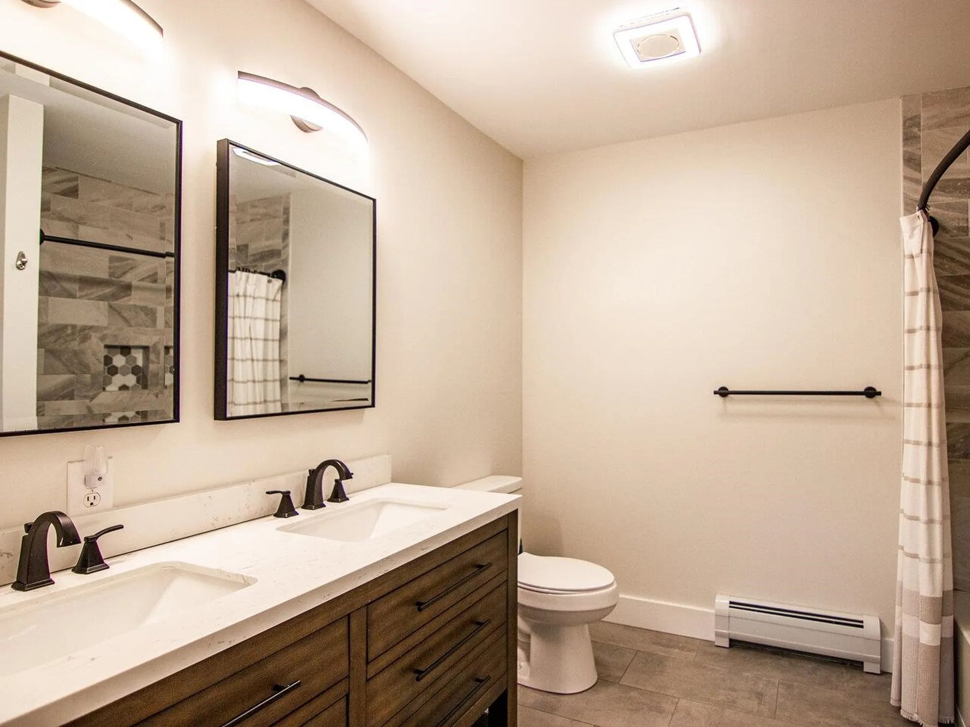 72 Saybrook Road Essex VT 05452