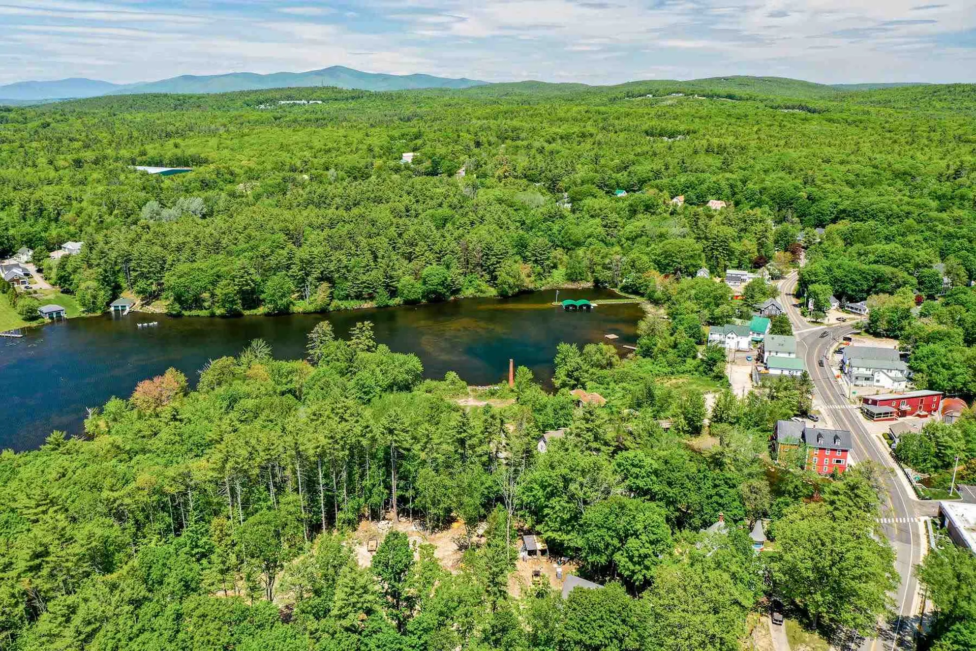 17 Willow Street Wolfeboro NH 03894