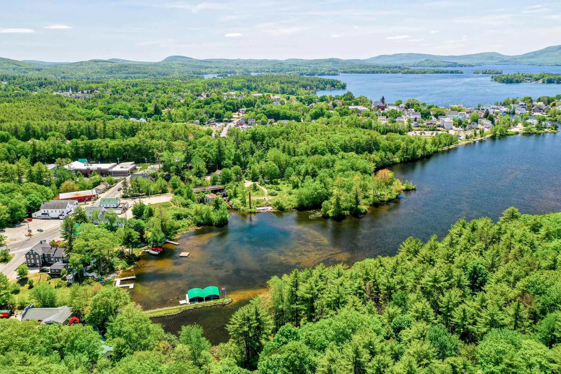 17 Willow Street Wolfeboro NH 03894