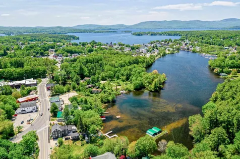 17 Willow Street Wolfeboro NH 03894