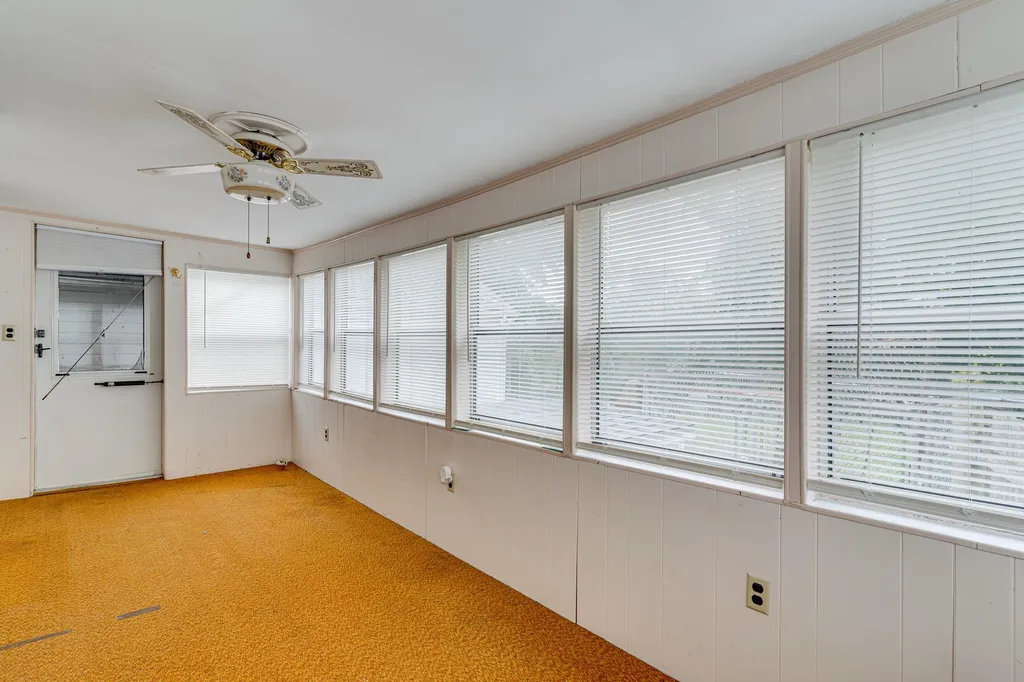 67 Oak Street Dover NH 03820