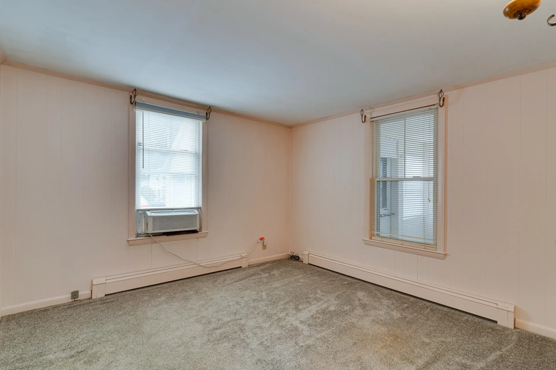 67 Oak Street Dover NH 03820
