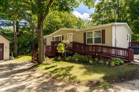 43 Hancock Street Farmington NH 03835