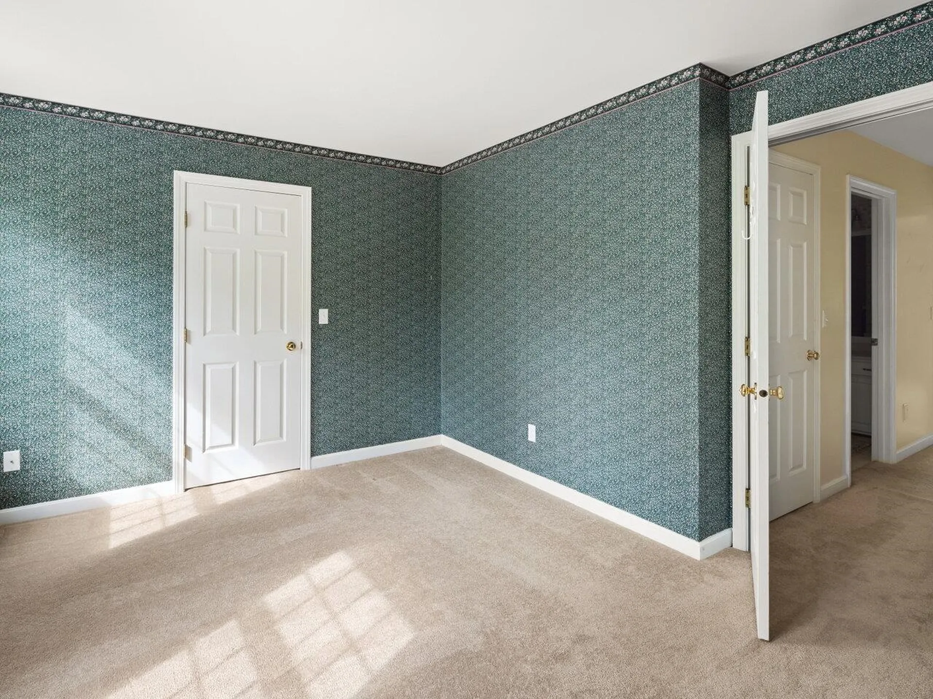 5 Perkins Drive Essex VT 05452