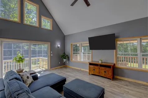 187 Kluge Road Enfield NH 03748