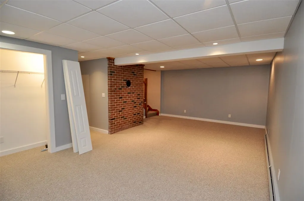 8 Scenic View Drive Barre Town VT 05641