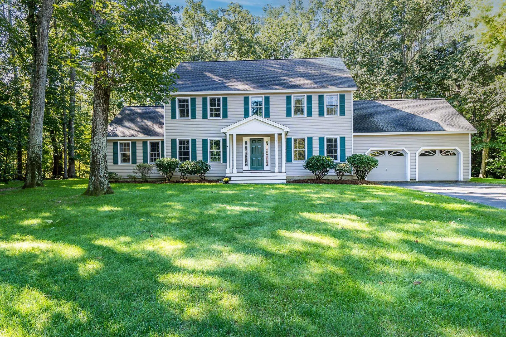 4 Brander Court Amherst NH 03031