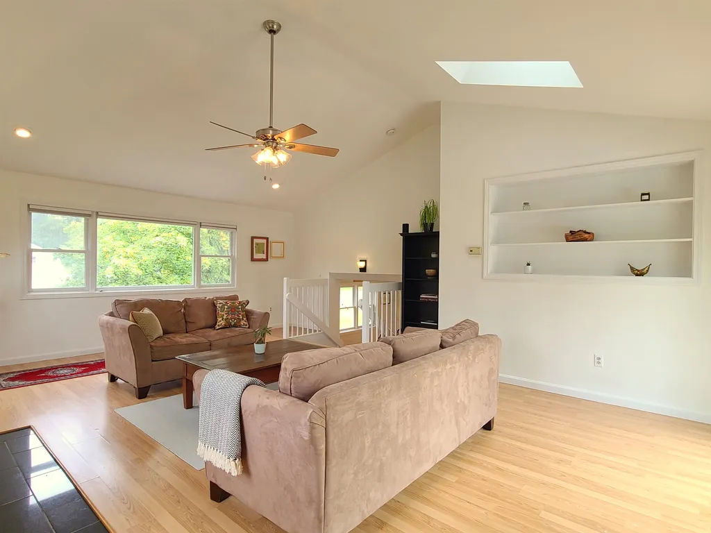 55 Jeffrey Drive Colchester VT 05446