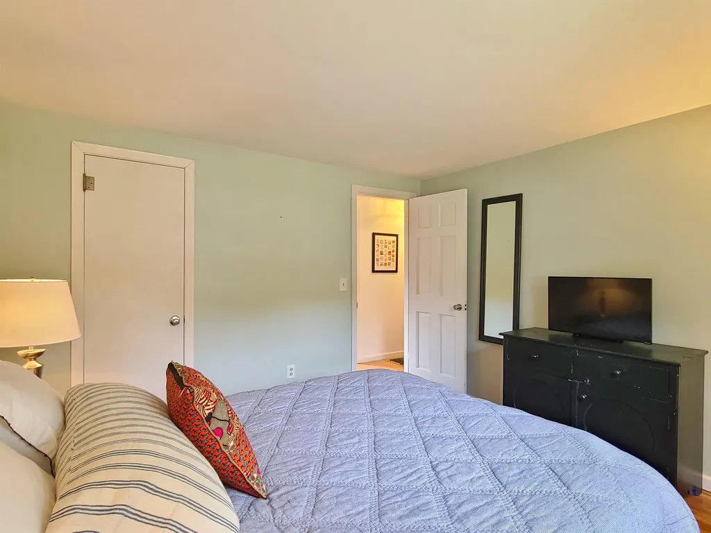 55 Jeffrey Drive Colchester VT 05446