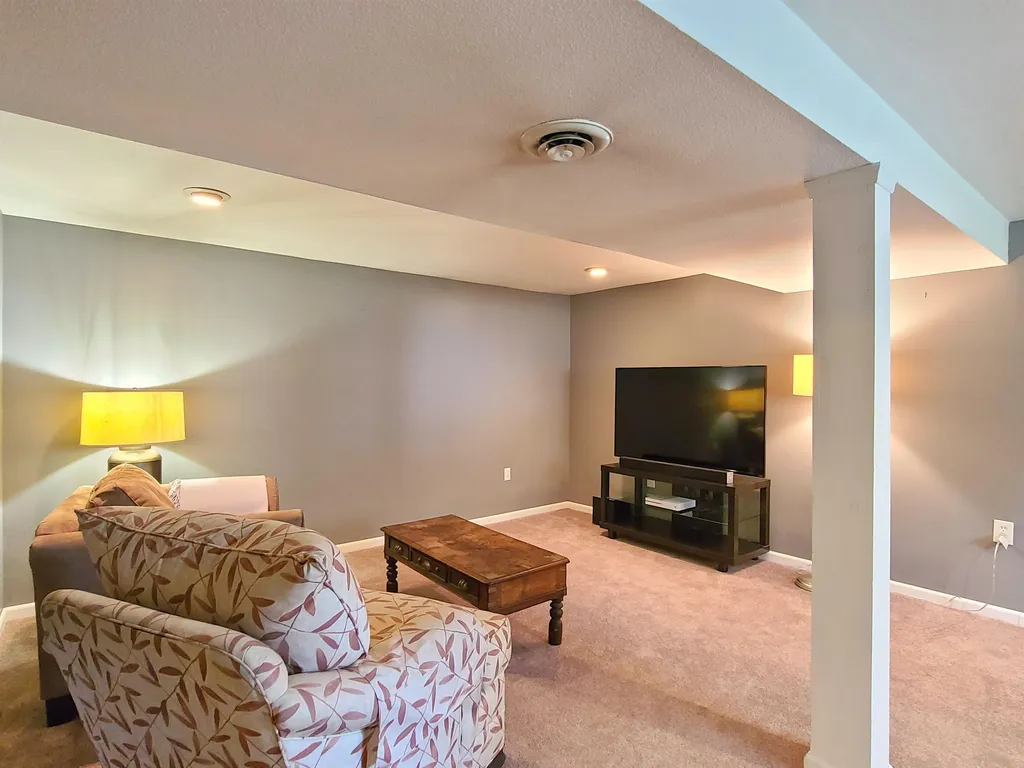 55 Jeffrey Drive Colchester VT 05446