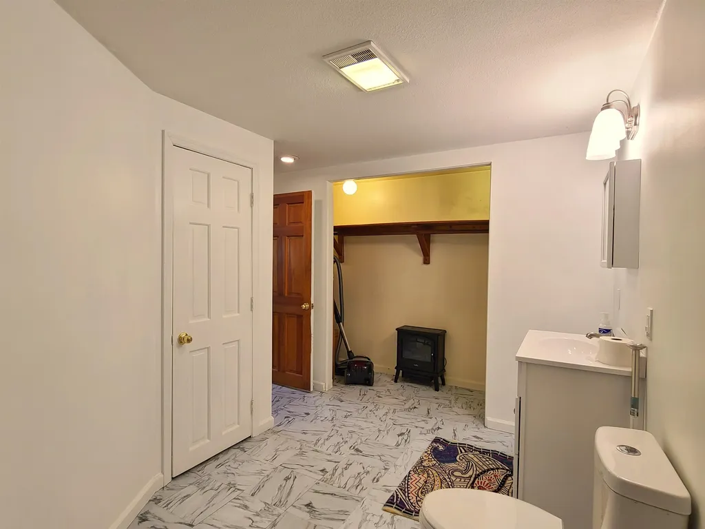 55 Jeffrey Drive Colchester VT 05446