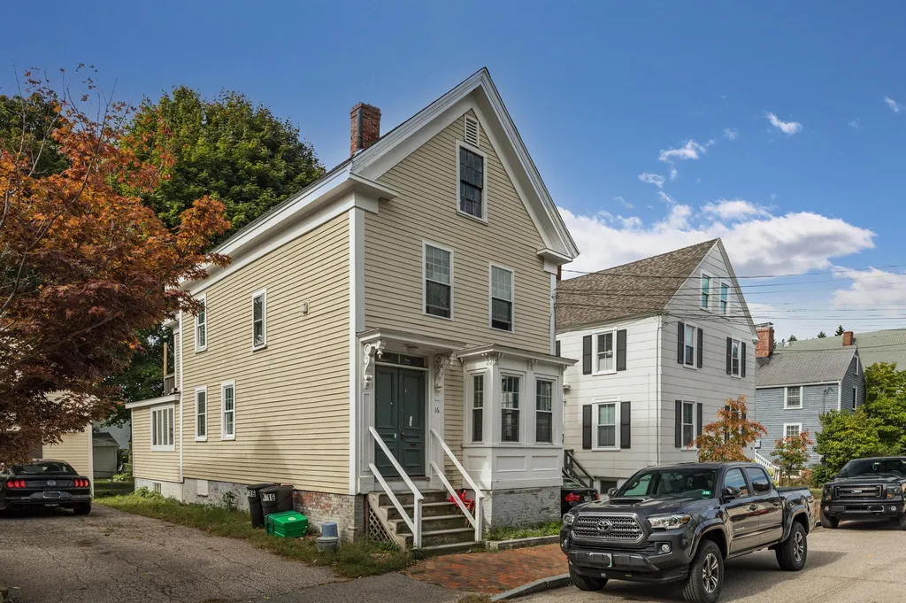 16 Cabot Street Portsmouth NH 03801
