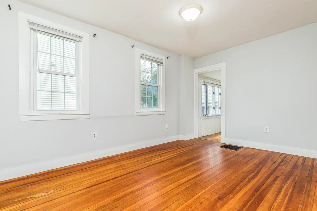 16 Cabot Street Portsmouth NH 03801
