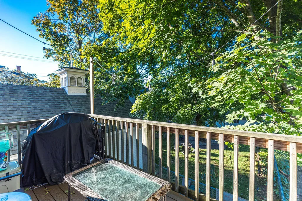 16 Cabot Street Portsmouth NH 03801