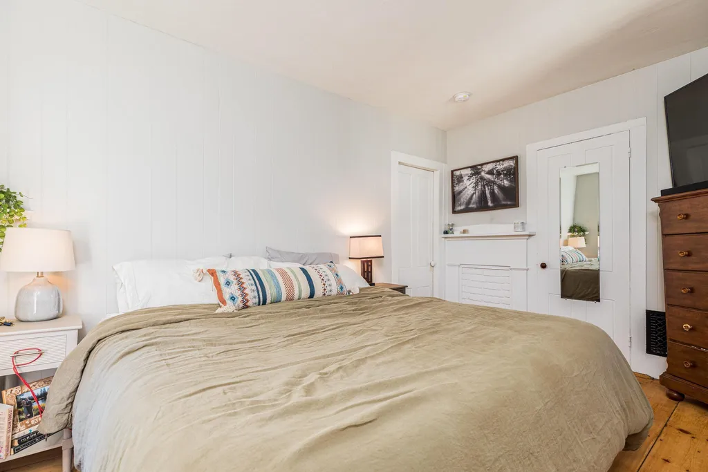 16 Cabot Street Portsmouth NH 03801