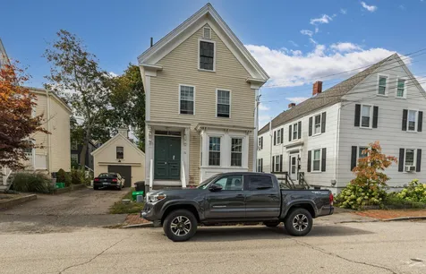 16 Cabot Street Portsmouth NH 03801