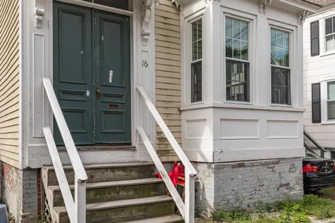 16 Cabot Street Portsmouth NH 03801