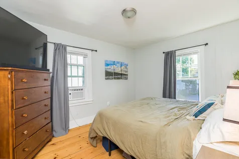16 Cabot Street Portsmouth NH 03801