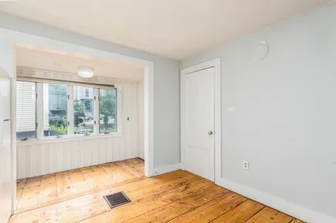 16 Cabot Street Portsmouth NH 03801