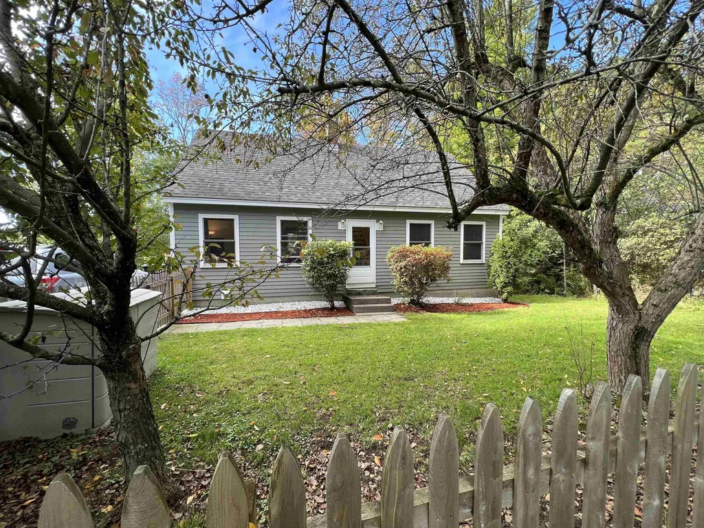 13 Wolf Road Lebanon NH 03766