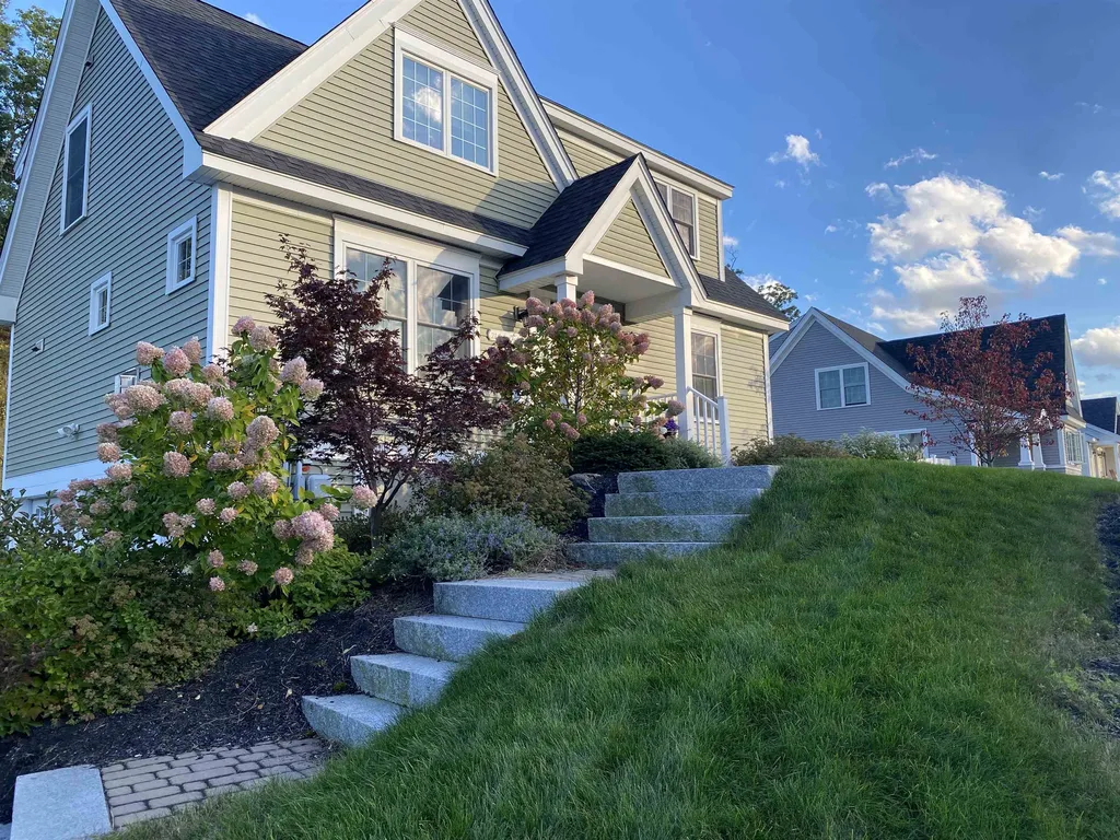 21 Calla Road Londonderry NH 03053