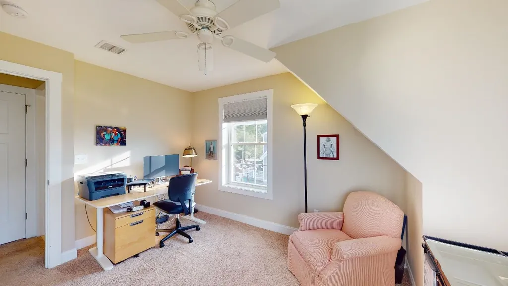 21 Calla Road Londonderry NH 03053
