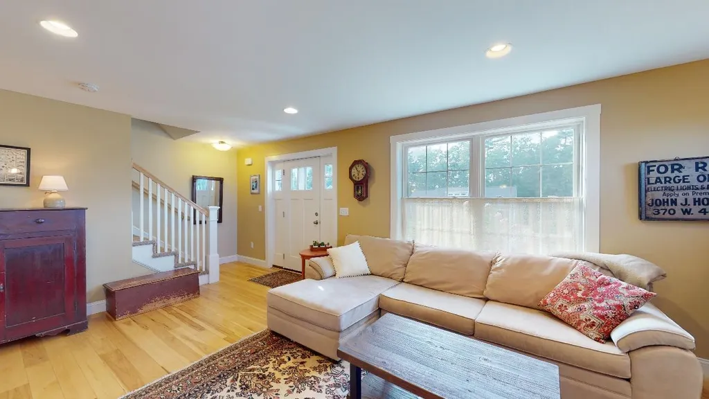 21 Calla Road Londonderry NH 03053