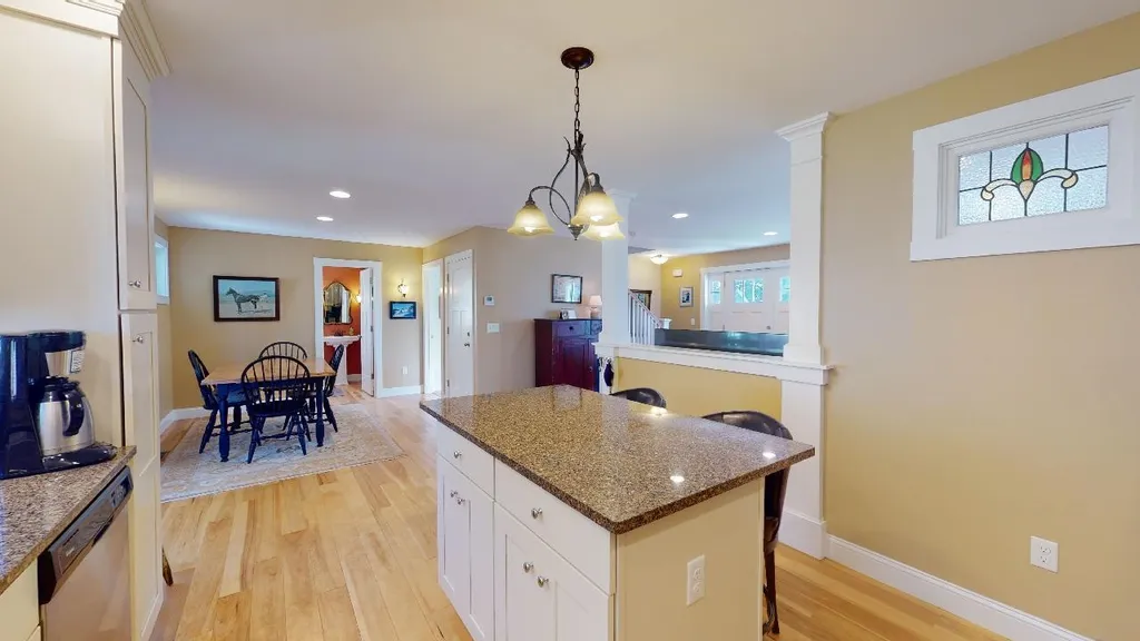 21 Calla Road Londonderry NH 03053