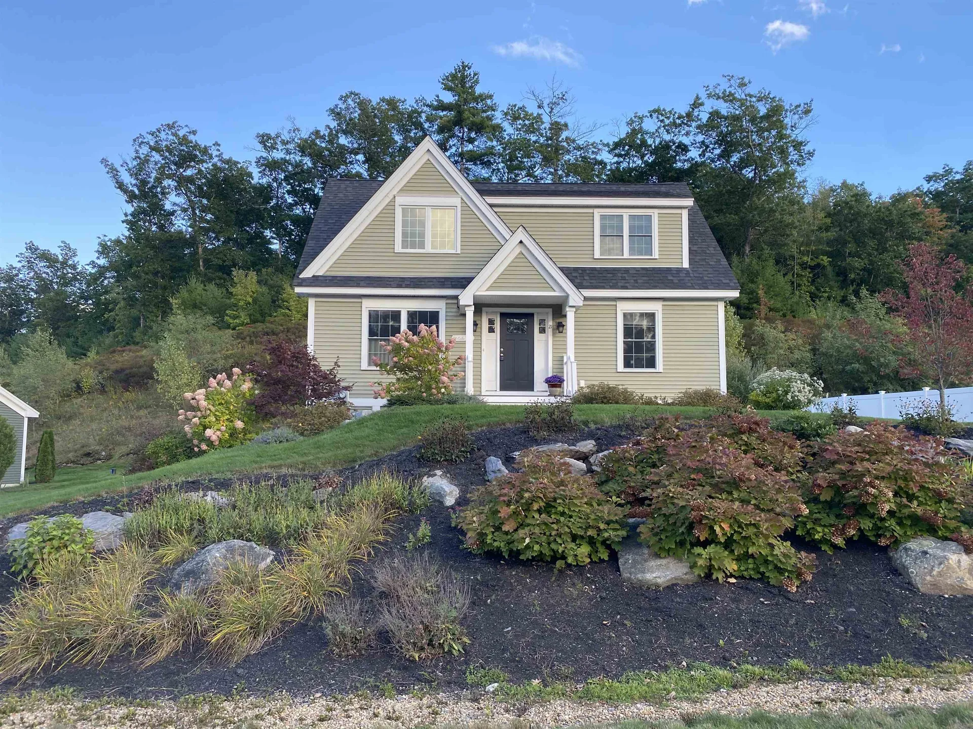 21 Calla Road Londonderry NH 03053
